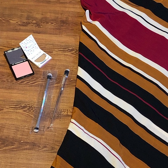 👗 Bebe Asymmetrical Sample Dress Size Small 👗 - Picture 2 of 4